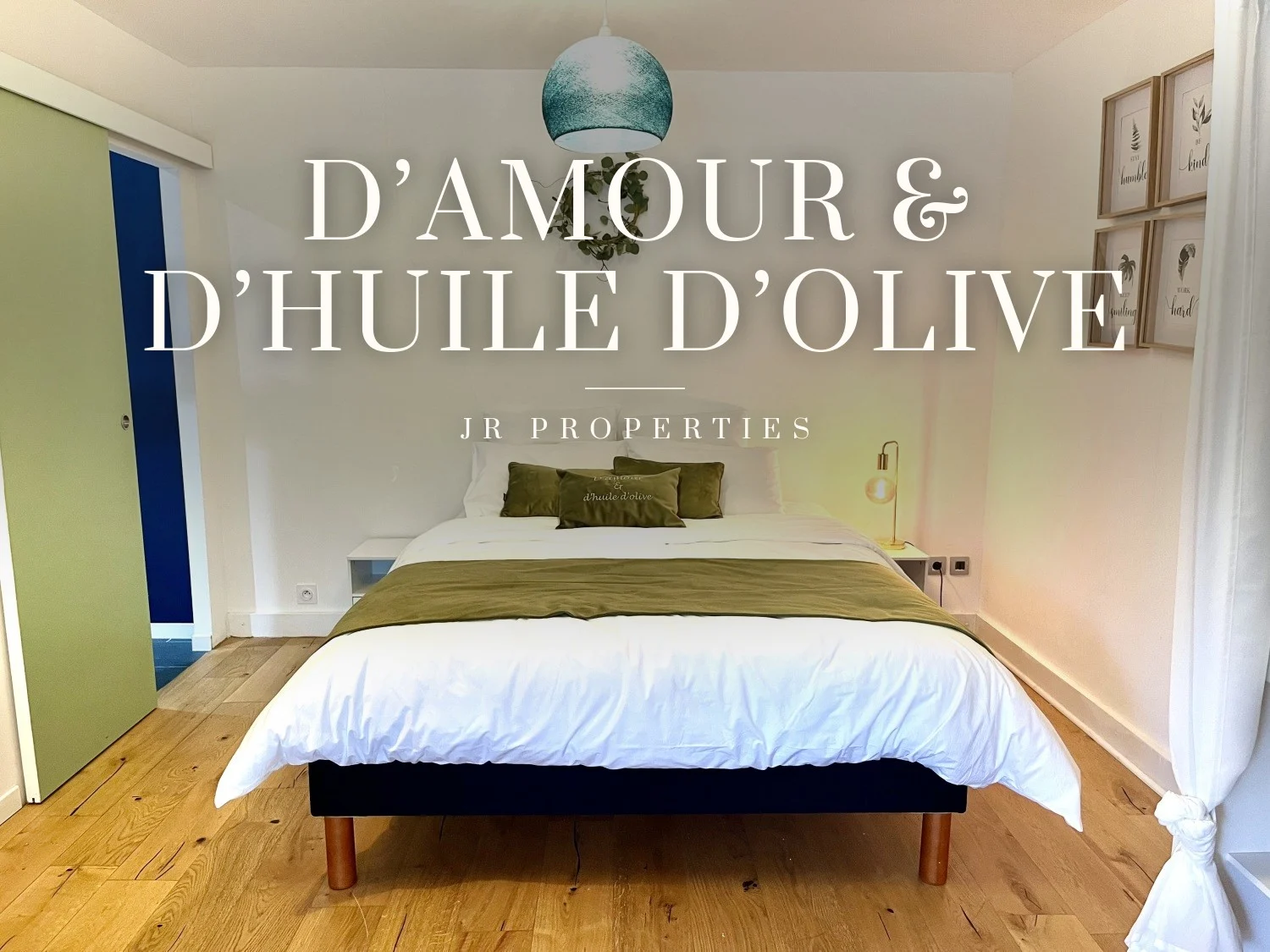 Chambre du logement D'amour et d'huile d'Olive à Pujaut, aux tons vert olive